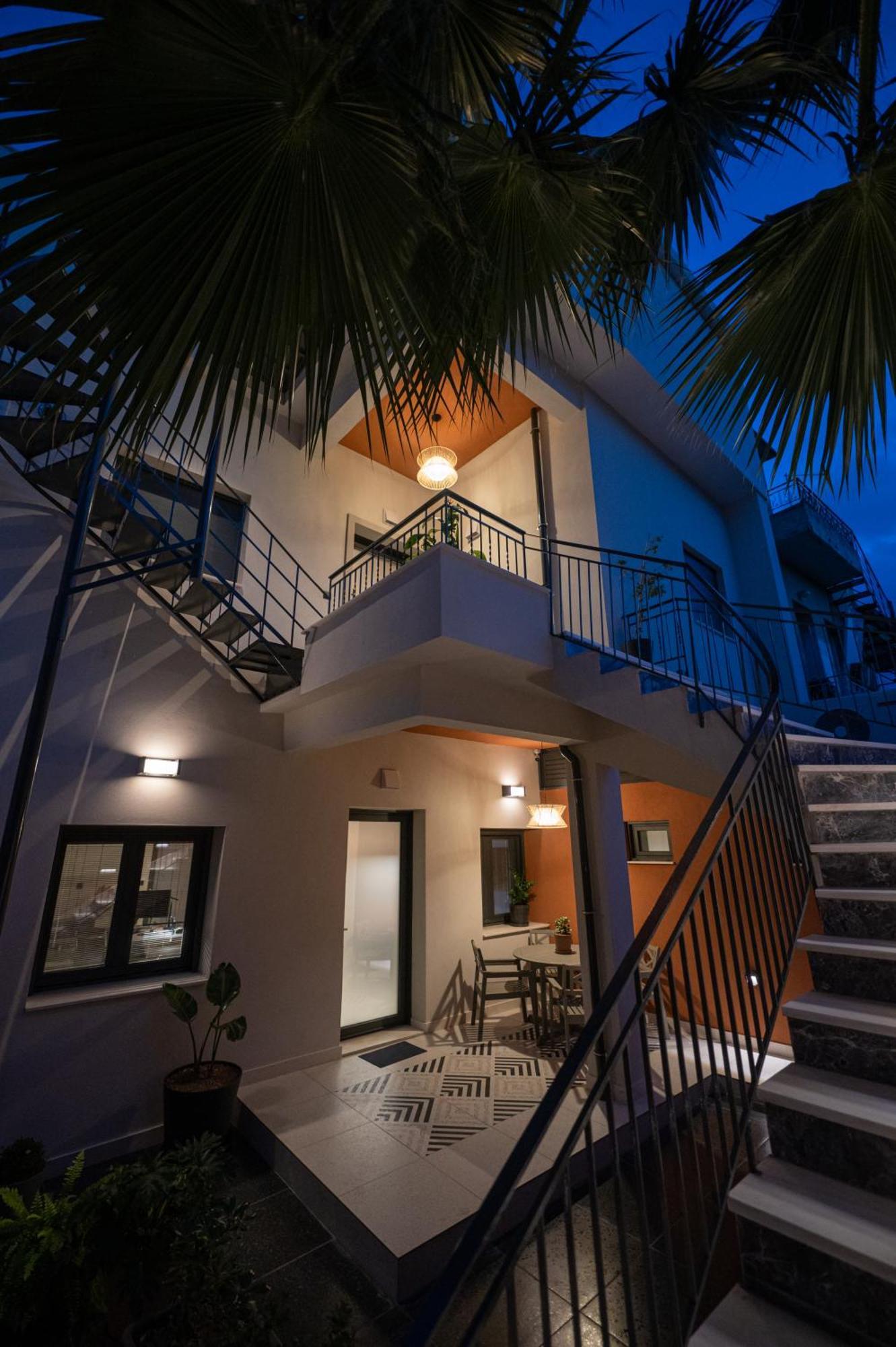 Villa Vesta Retire - Kalamata Mediterranean Villas ภายนอก รูปภาพ